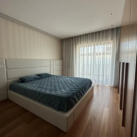 Luxury Modern Triplex *