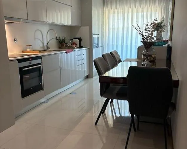 Luxury Modern Triplex Feriehus Póvoa de Varzim